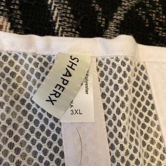 Grunge white mesh corset top - Picture 4 of 4